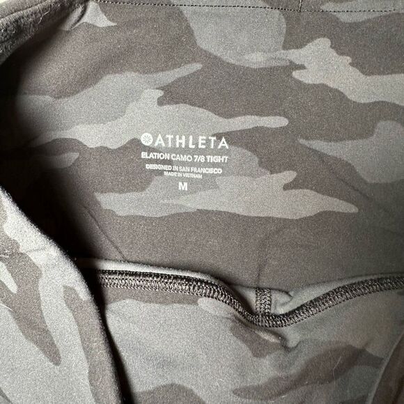 Athleta Elation Camo 7/8 Tight - Picture 10 of 10